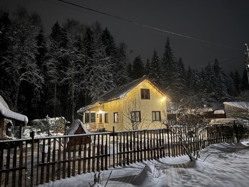 Обшивка дома пластиковыми панелями с утеплителем